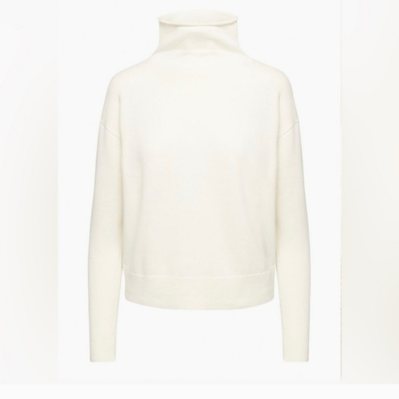 Aritzia Sweaters - WILFRED ARITZIA WOMENS SOFT WOOL.SWEATER SIZE XS LIKE NEW